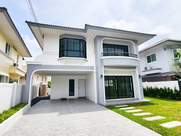 for Sale | Supalai Hills, Manik, Phuket Newly Renovated | Move-in Ready Selling Price: 7