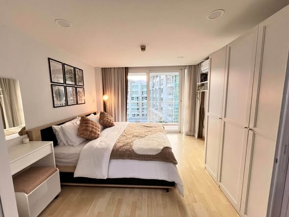 for rent - The Royal Place Condominium Location : Near Lotus Phuket and Andamanda Water Park 1 Bedroom, 1 Bathroom 1 living room and 1 kit
