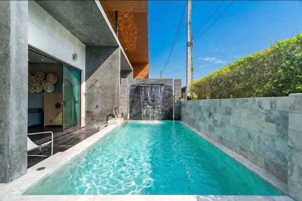 FOR RENT – CHALONG, PALAI, PHUKET Your Own Slice of Paradise – No Sharing, Just Relaxing THB 55,000/month (Yearly Contract) Location: Chal