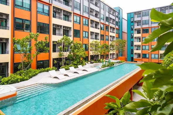for Rent 2 bedroom 1 Bathroom Apartment In The Cube Amaze Srisoonthon Facilities: Swimming pool Gym Covered parking Location: prime in cen