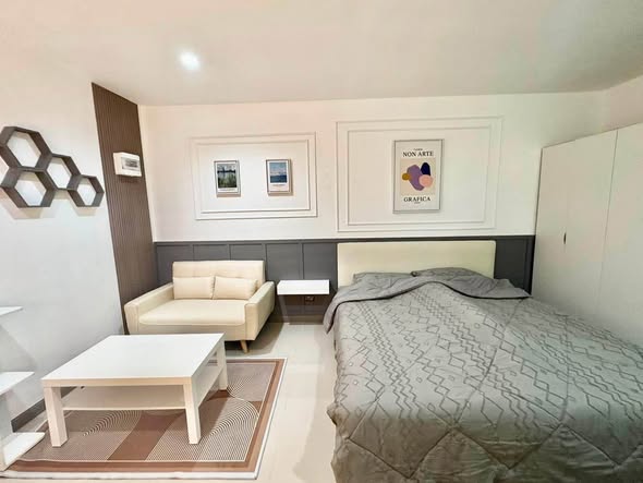 For sale & Rent พนาสนธิ์ เดอะ ซิตี้ คอนโด ( ใกล้ Makro ) ขายเพียง 1,790,000 บาท ราคาเช่าเพียง 11,000 บาท อาคาร F ชั้น 2 ขนาด 30